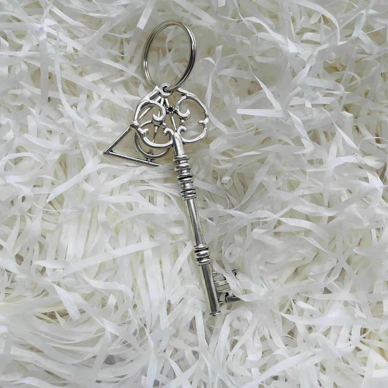 Magic Tricks - Magic Bank Key Deathly Hallow Pendant